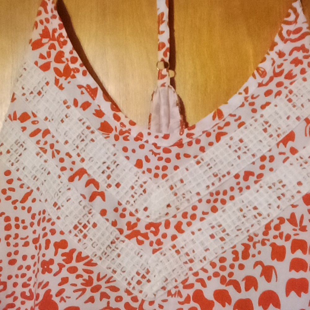 NWOT Razorback tank top - Picture 3 of 3